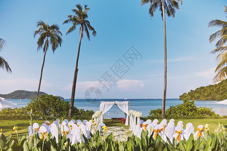 美丽的海滩婚礼场地布置图片