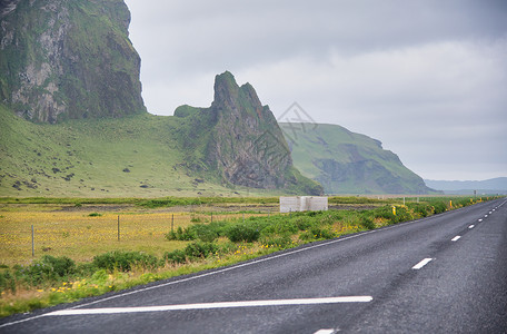 冰岛的道路和山丘旅游美国范围图片