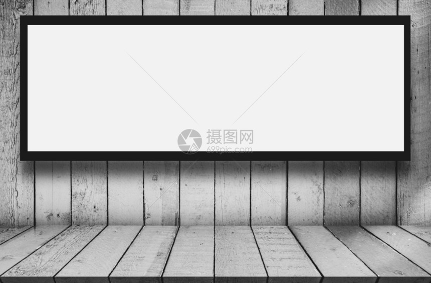 货架亚洲DigitalMediaBlank白色数字媒体模拟空顶木架上头纸的光箱广告牌用于纹理和背景产品图片