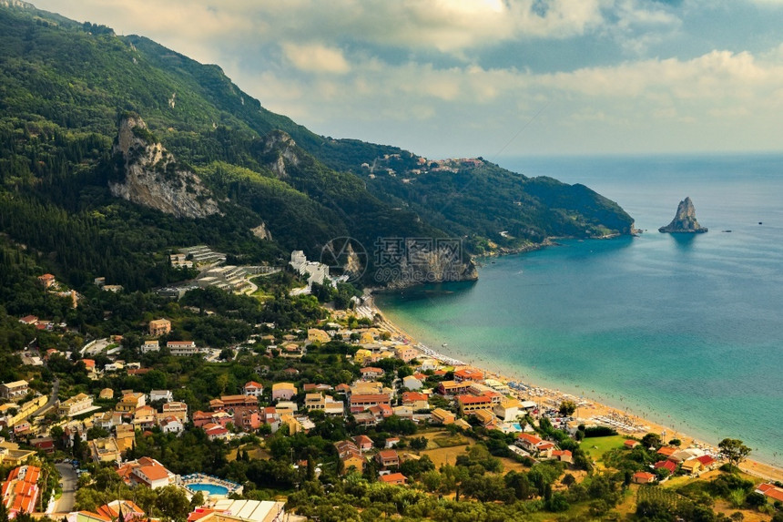 白色的蓝希腊科孚岛夏季度假和游泳的好地方科孚岛Corfu希腊旅游度假和的清洁海洋概念天蓝色图片