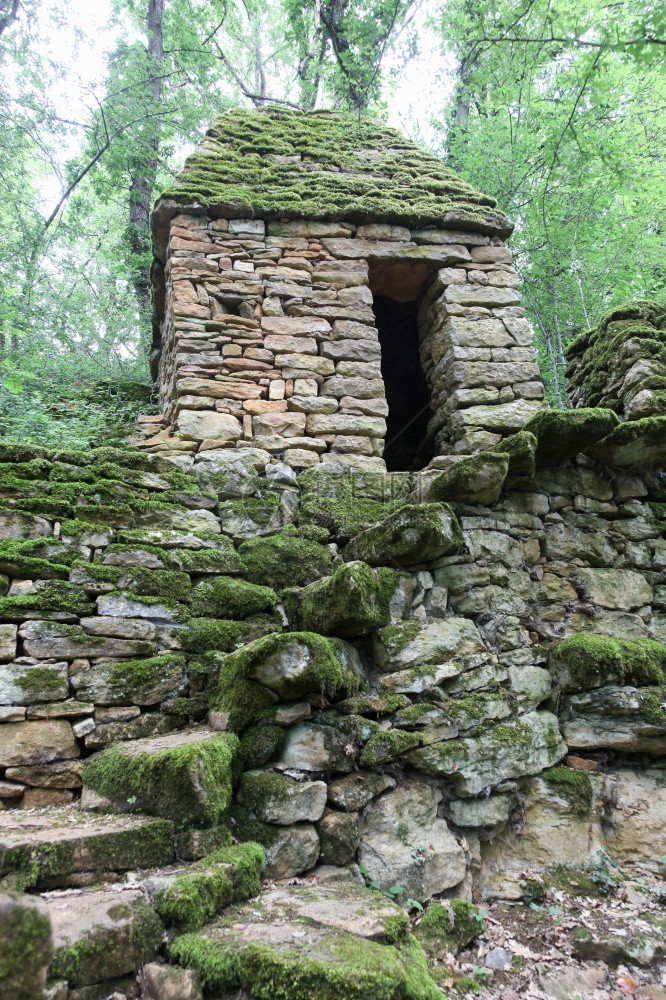 景观法国博乔莱的语古老和典型的石屋称为cadole石头语言图片