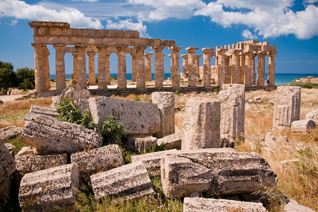 神话博物馆岩石意大利西里Selinunte希腊寺庙的废墟图片