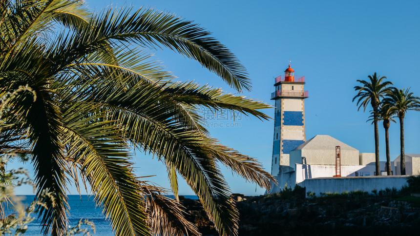 阿祖莱霍晴天大西洋186年在葡萄牙欧洲和卡斯凯的圣玛尔塔灯大楼开业图片