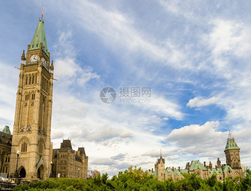 叶子老的渥太华议会山丘加拿大和平塔议会建筑群东区秋季天砂岩图片