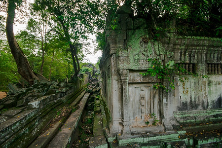 勘探彭马拉城堡过去倒塌的高棉国度兴趣旅游图片