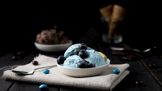 蓝莓冰淇淋背景图片