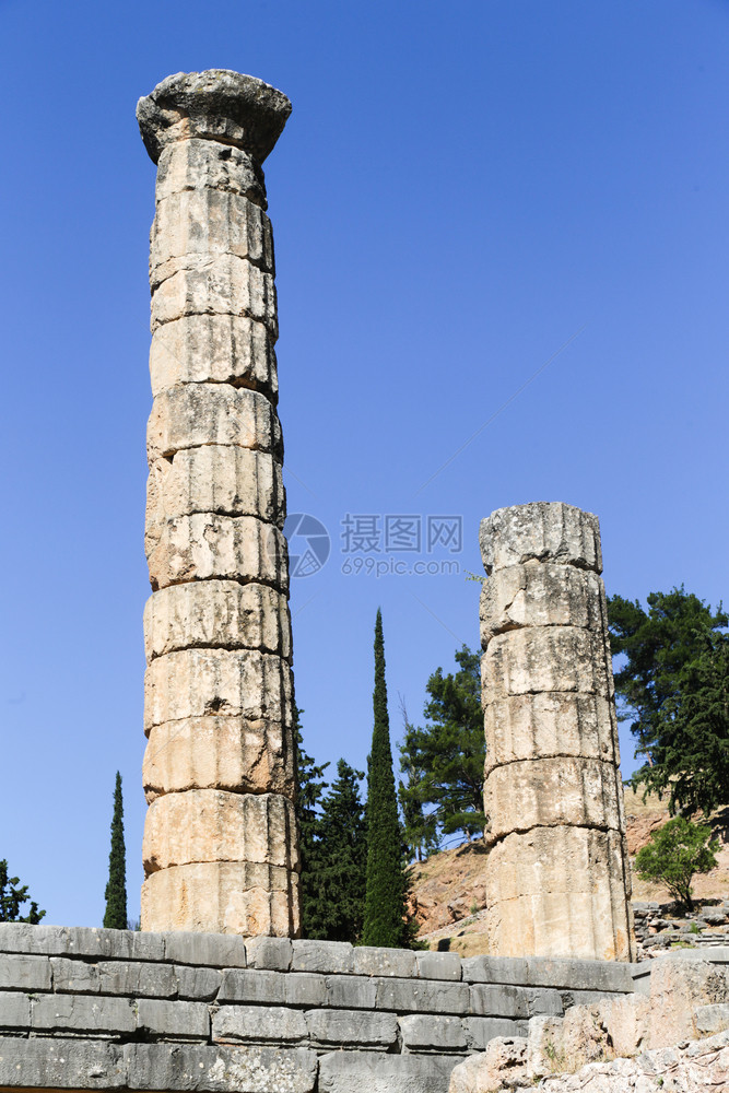 地点毁坏Delphi的废墟是希腊ParnassusDelphi山的一个考古遗址在阿波罗教科文组织世界遗产圣堂由神谕出名帕纳苏斯图片