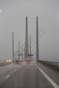 桥隧游客马尔默高清图片