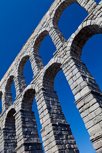 塞哥维亚桥工程拱门高清图片