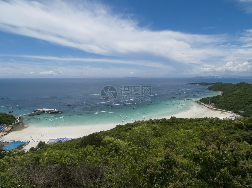 热带岛屿海滩假期绿色蓝色丛林白色图片