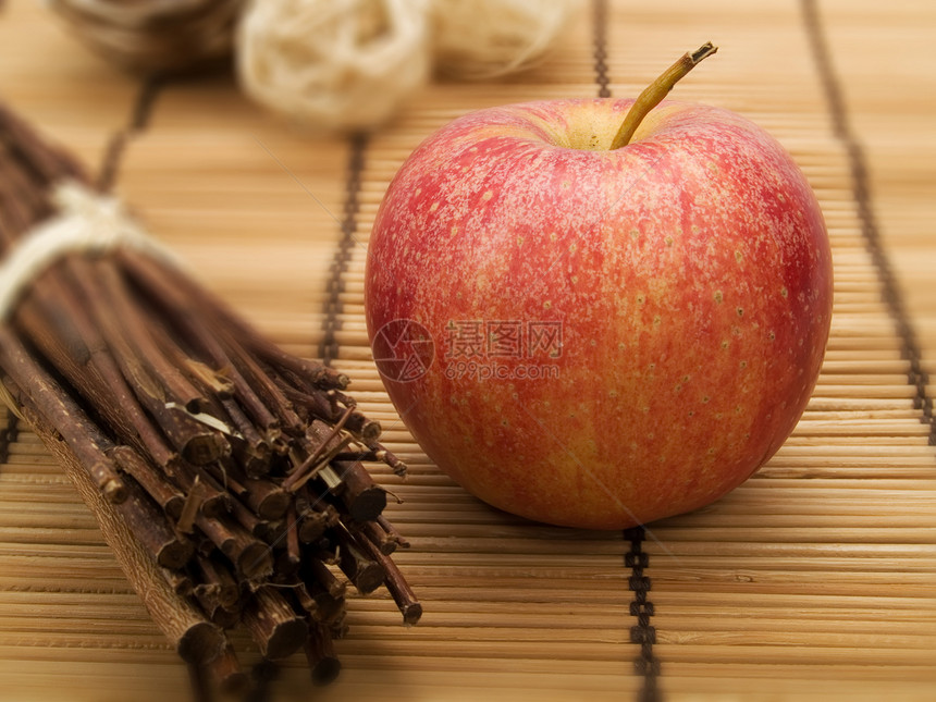 红苹果水果小吃味道维生素食物烹饪美食营养红色午餐图片