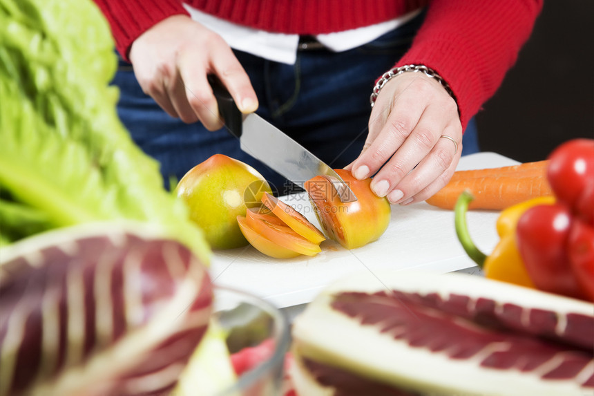 家庭家庭生活花香厨房食物食材食品膳食场景女士用具主妇图片