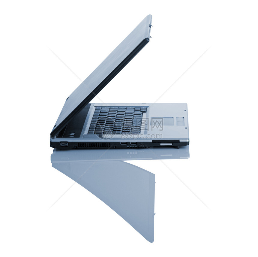 开放式笔记本电脑网络蓝色反射视频投掷互联网运动凸轮办公室桌子图片