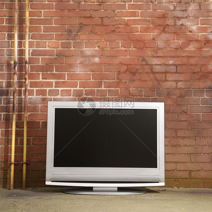 现代电视高科技技术电视机砖块正方形建筑概念管子屏幕对象图片