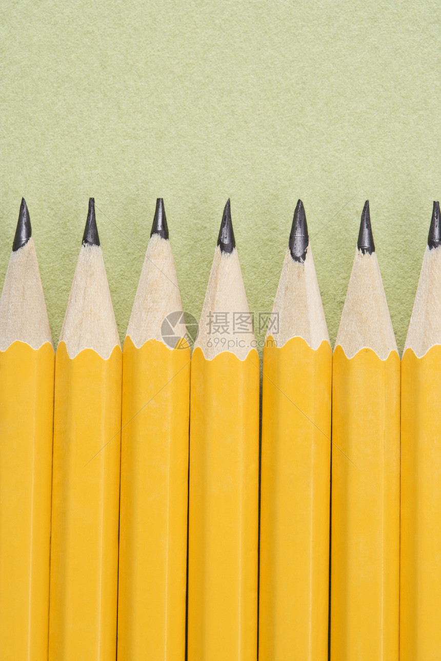 连铅笔都排成一排学校商业物体学习教育文具办公用品办公室工作用品图片