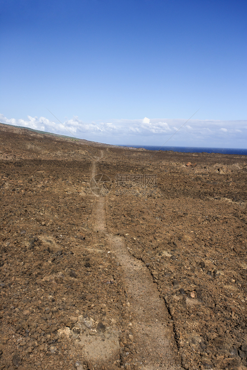 穿越岩石的通道视图熔岩自然界鸟瞰图风景火山途径旅行假期小路图片