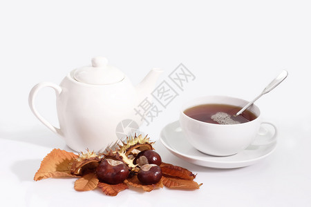茶壶扇子瓷器茶碗餐具勺子唤醒板栗饮料飞碟杯子高清图片