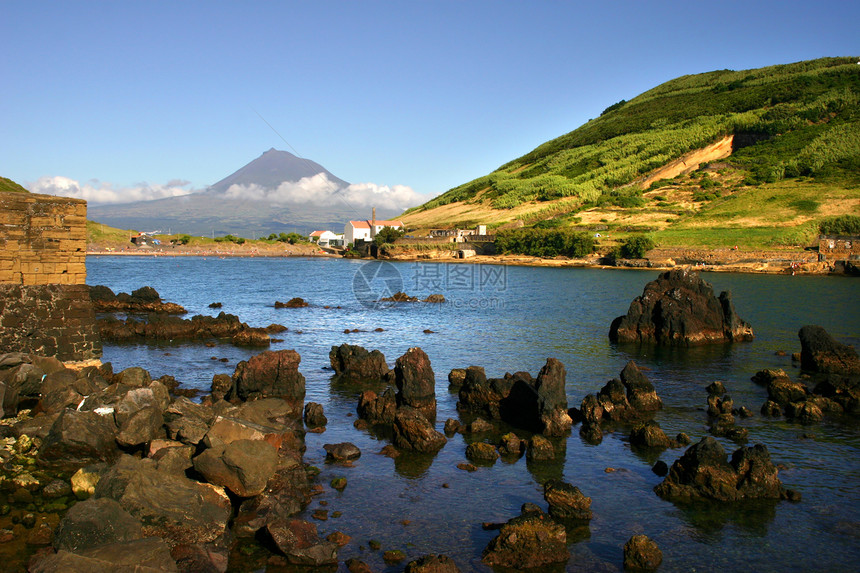 海湾群岛海滩山脉岩石码头天空港口植被石头海洋图片