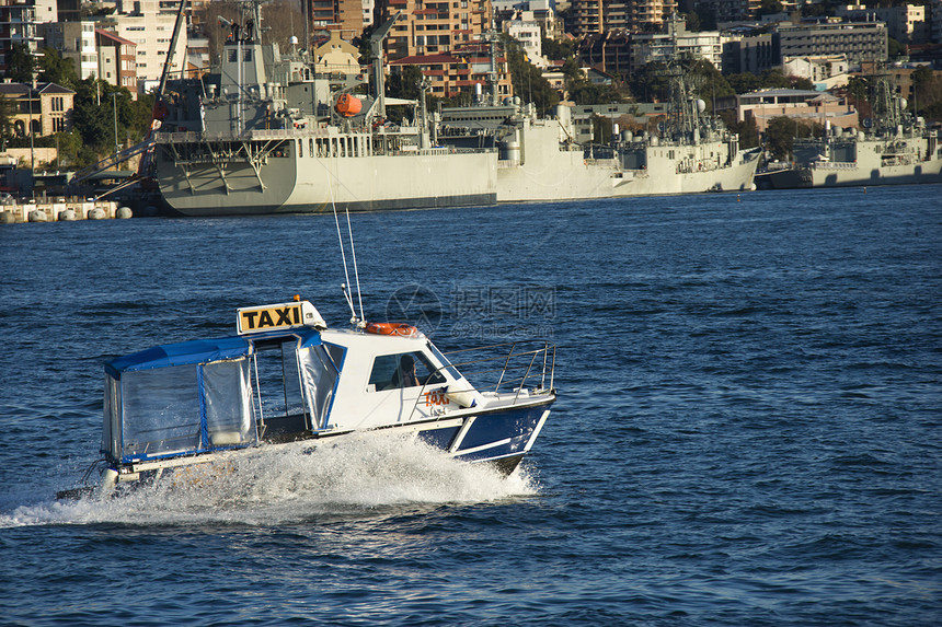 澳大利亚水上出租车工业旅游景观交通工具建筑旅行城市运输照片港口图片
