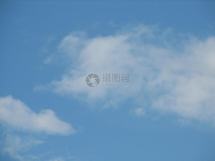 有云的天空 可用作背景蓝色天堂图片