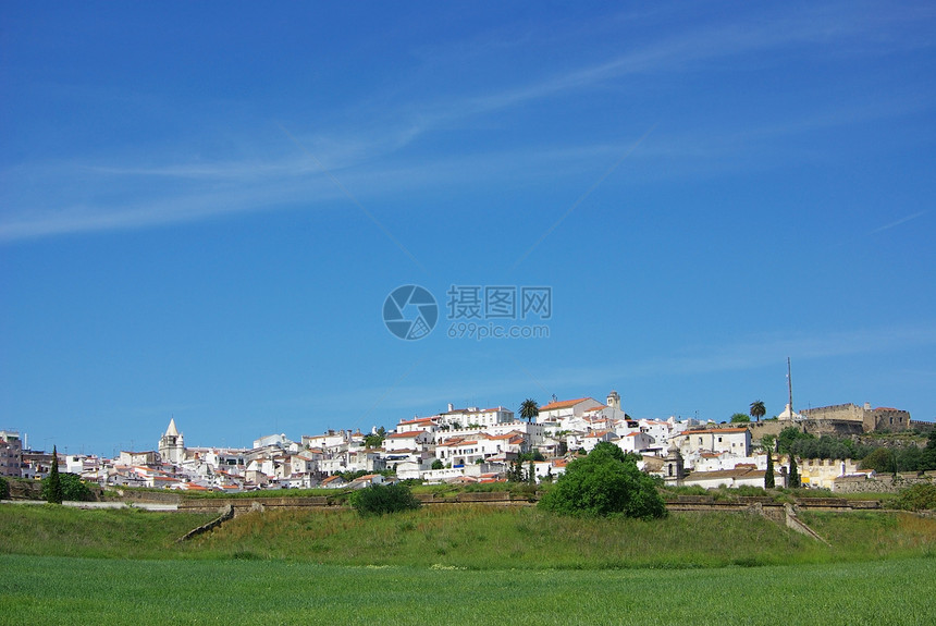 埃尔瓦斯老城正方形旅游村庄全景烟囱古董旅行城市街道文化图片