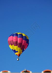 蓝色竖条热气球热气球漂浮热气航班红色飞行情调旅行异国团队乐趣背景