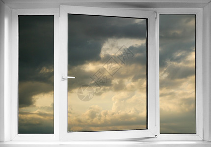 窗户房子生态国家多云天空季节微风风景背景图片