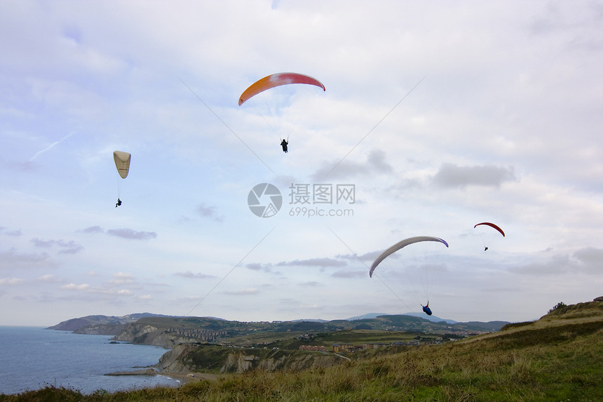 空降落伞运动跳伞快感航班竞争伞兵蓝色丝绸潜水跳跃图片