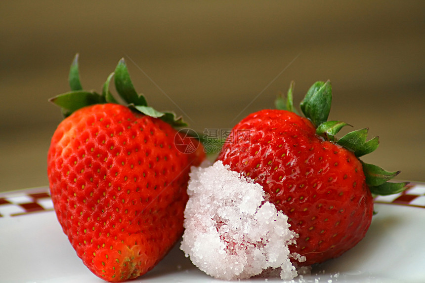 草莓和糖绿色饮食白色健康甜点红色水果诱惑食物小吃图片