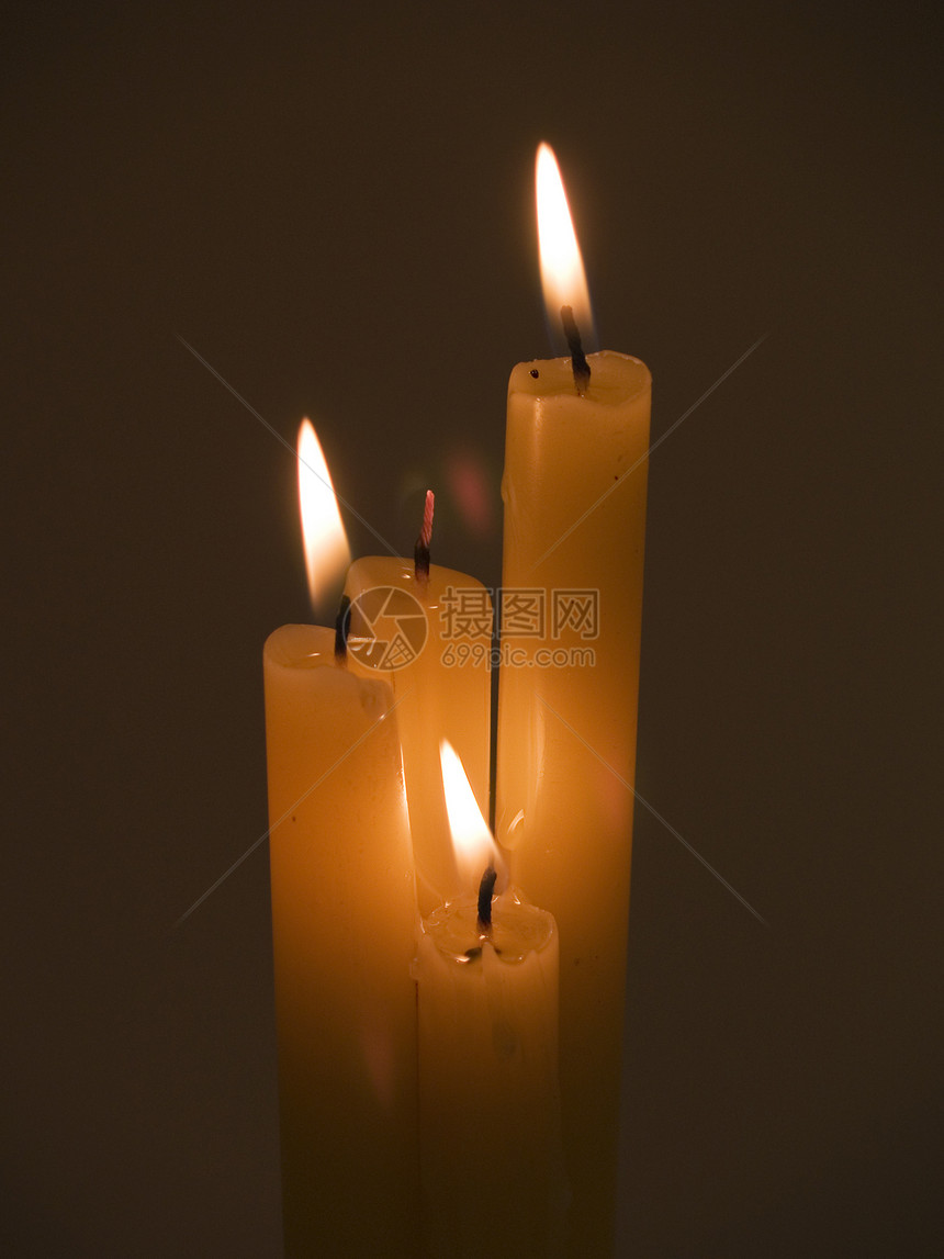 蜡烛烛台婚礼图片