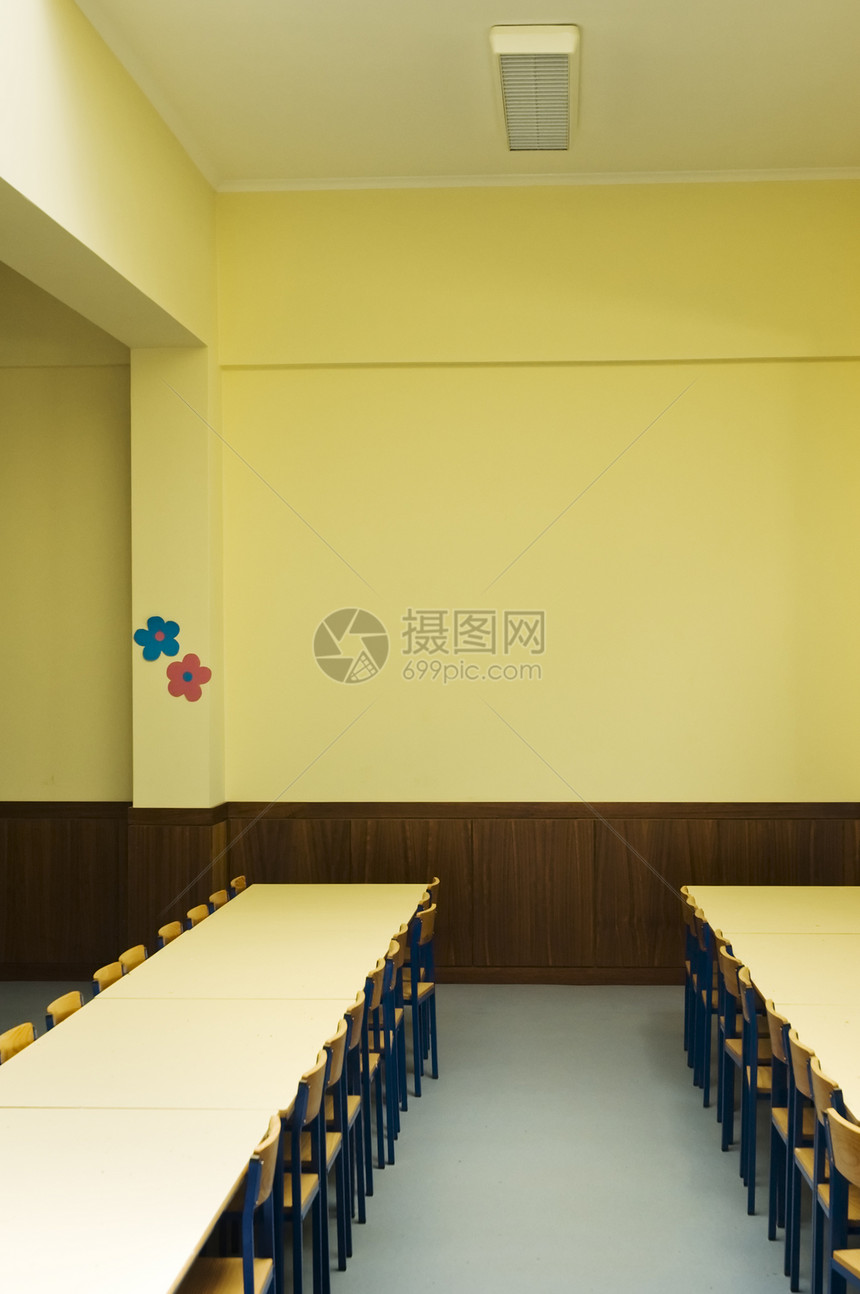 室内教室桌子学校空白课堂微光建筑学邻里病房控制板木头图片