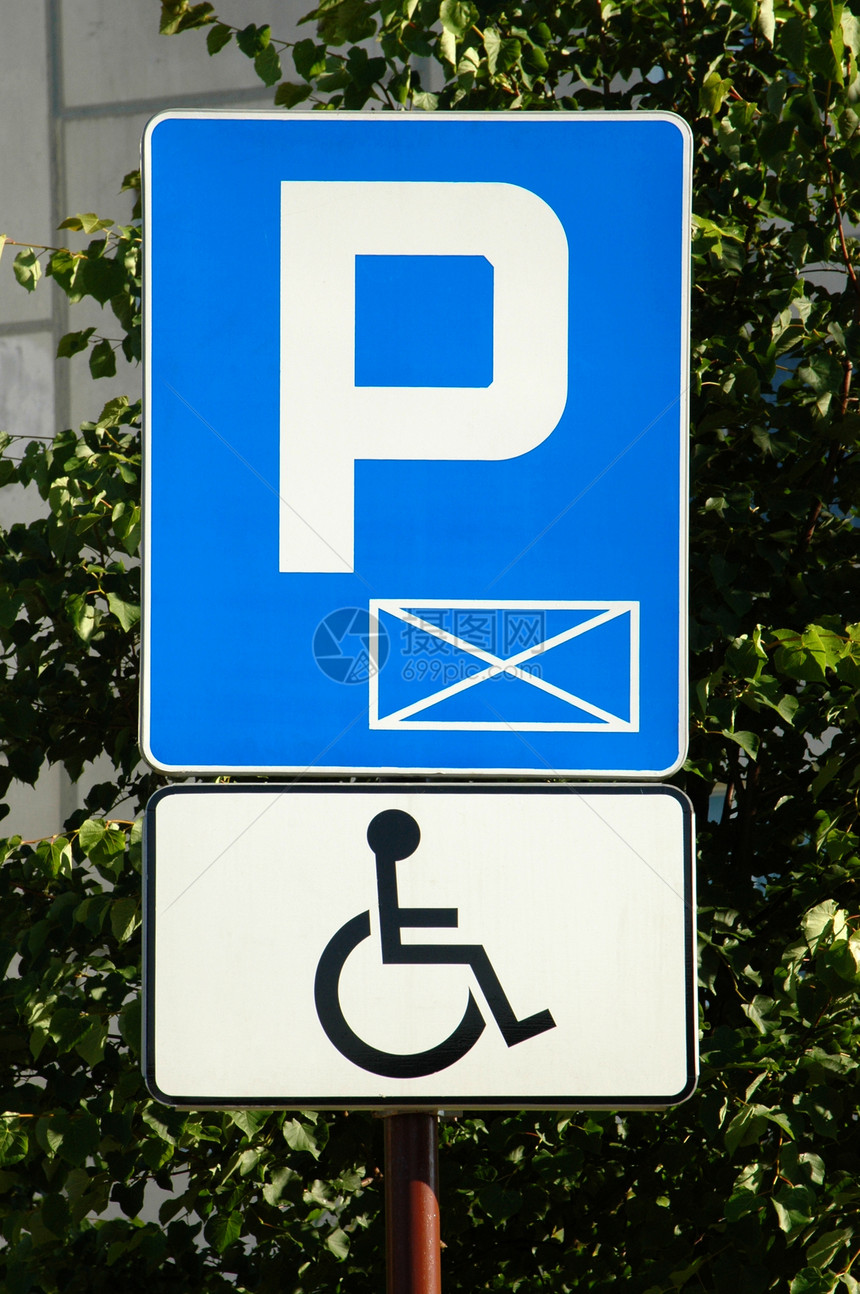 街道标志公园蓝色车辆信封司机轮椅驾驶图片