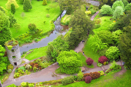 爱尔兰的布拉尼城堡花园背景