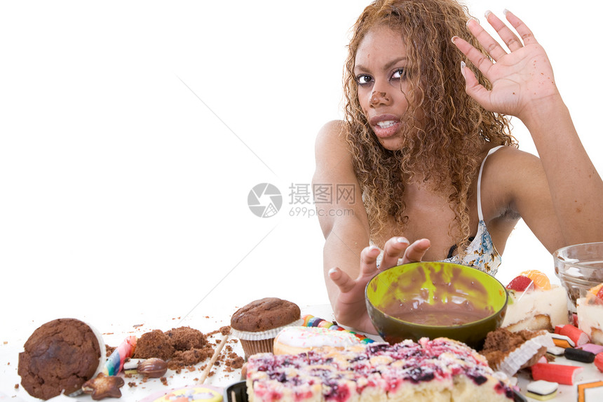 躲藏真相蛋糕体重多样性暴饮暴食贪婪饮食营养女性减肥小吃图片