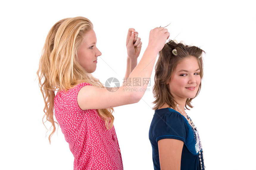 理发师女孩们乐趣青少年最好的朋友金发头发滚筒朋友们热辊青春期图片