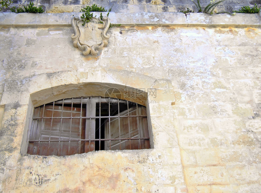 中世纪监狱窗口图片