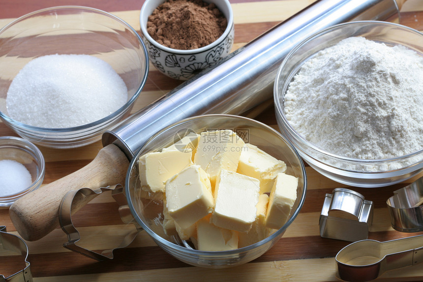 饼干的成分黄油木头可可玻璃白色工具擀面杖厨房餐具食物图片