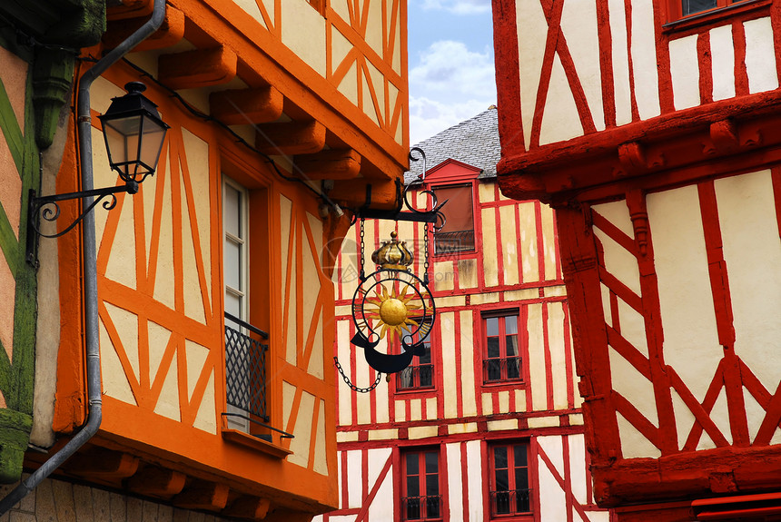 法国中世纪华万尼斯城市正方形房子假期历史木头房屋建筑学木材家园图片