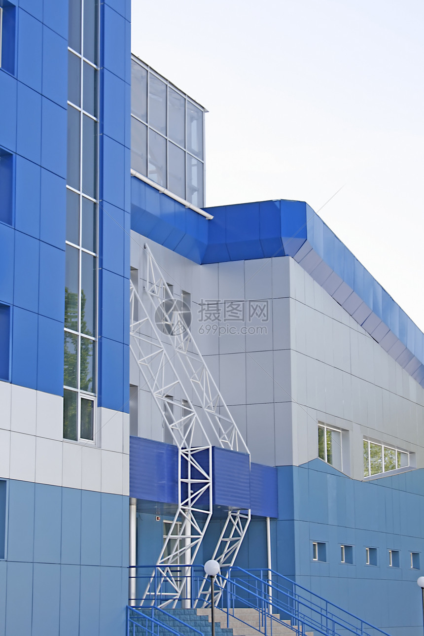 建筑物技术城市公寓建造蓝色玻璃白色天空建筑窗户图片