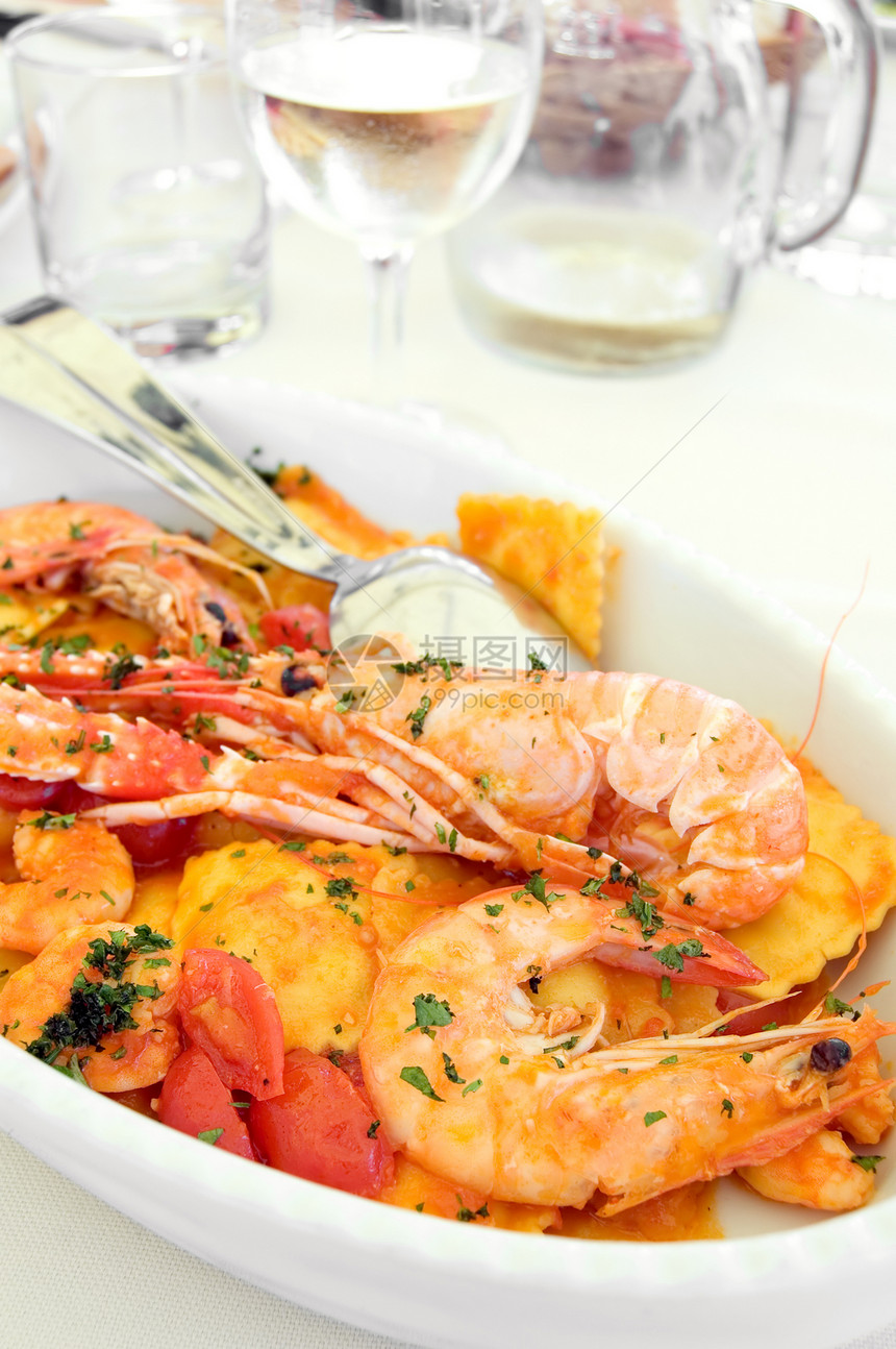 面食和海鲜餐厅厨房美食餐具扇贝贝类食物香菜勺子文化图片