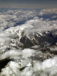 在山上顶峰天线岩石旅行背景图片