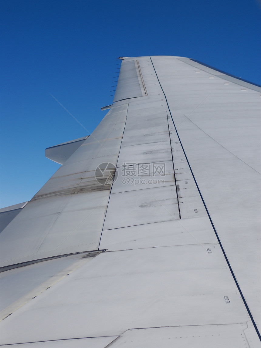 航空机翼翅膀天空喷射视角蓝色图片