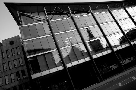 现代伦敦建筑公司石头黑与白摄影办公室玻璃水平建筑学背景图片