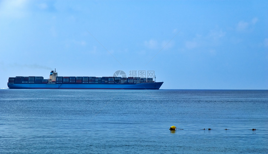 集装箱船舶蓝色船运货运地平线货物工业旅行血管货轮运输图片