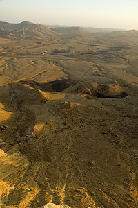 特雷米特米茨佩·雷蒙背景