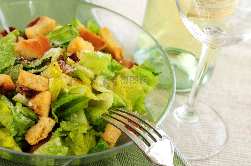 凯撒沙拉营养饮食菜单美食熟食午餐树叶熏肉蔬菜盘子图片