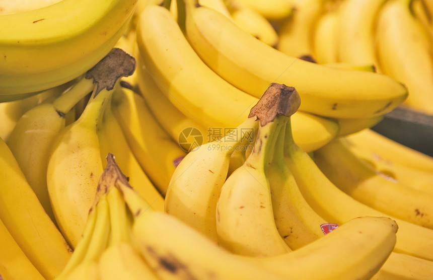 展示一帮黄色的香蕉图片