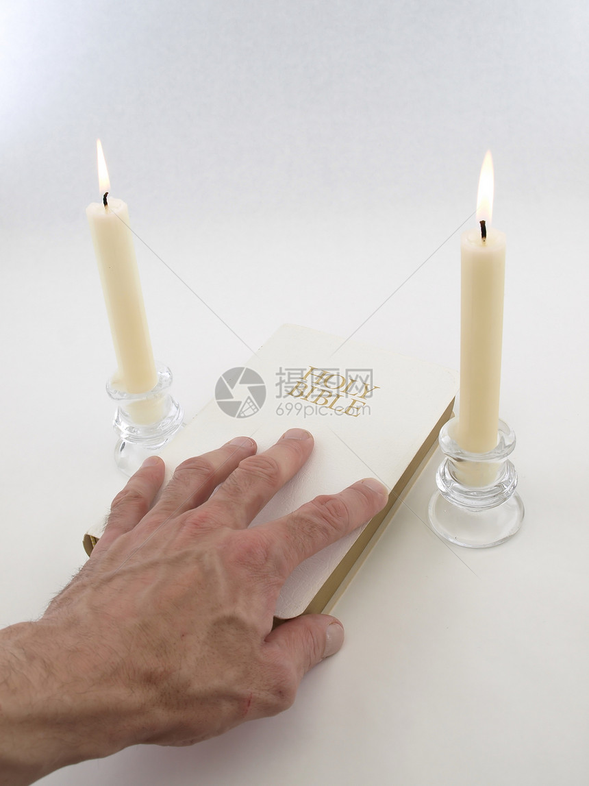 圣经白色火焰祷告锥度指导宗教希望仪式蜡烛文化图片