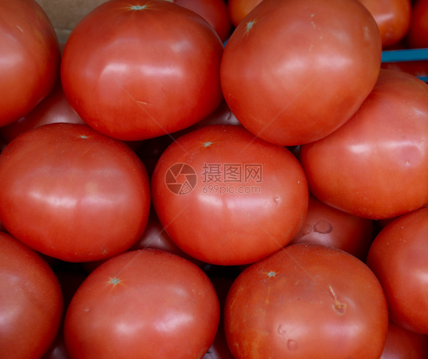 市场上的红番茄蔬菜作品食物养分植物商品销售收成产品图片