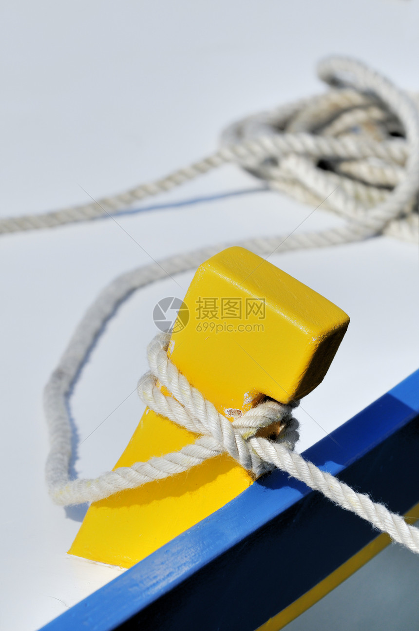 摩多船游艇航海蓝色黄色港口血管索具码头图片